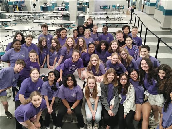 discovery middle school students